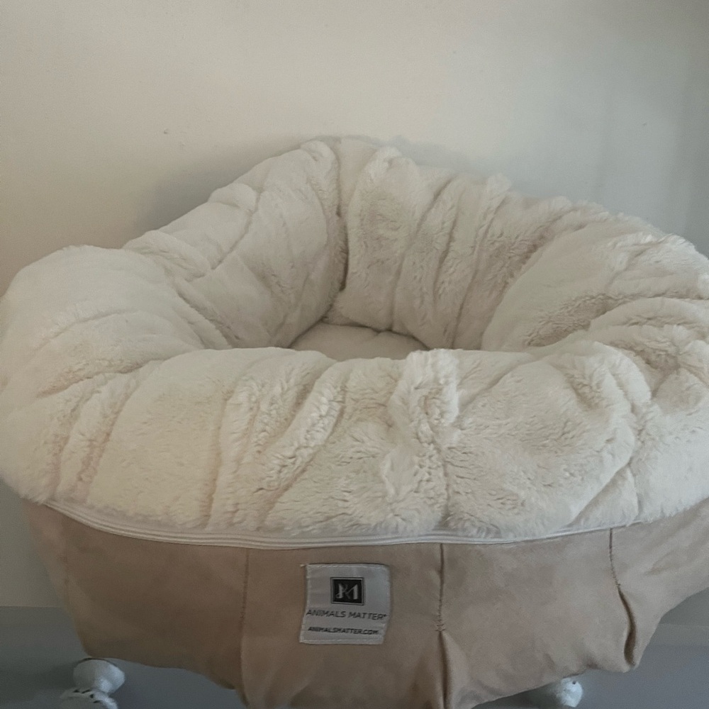 Animals Matter Luxury Dog Bed. Cream and Tan Small